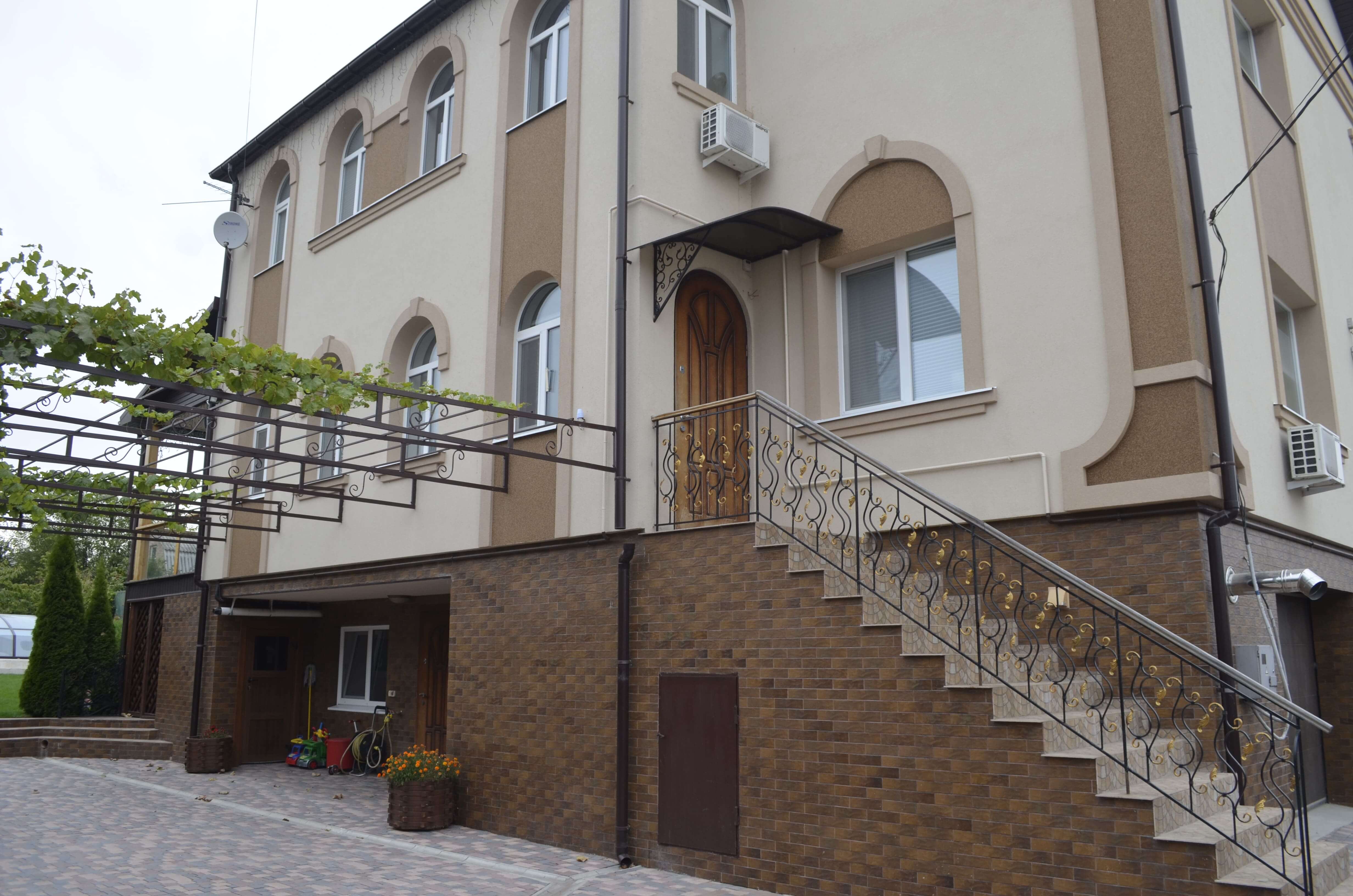 пер. Петровского 7